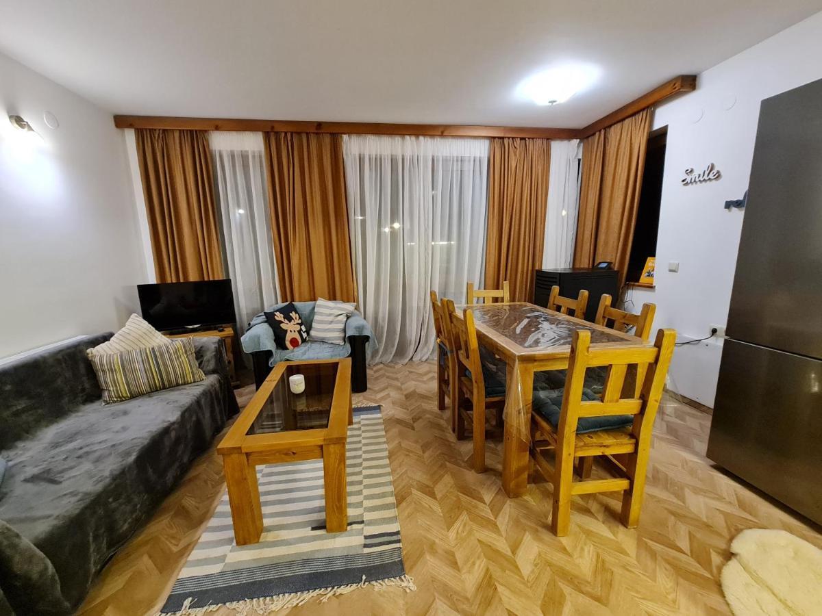 Апартамент Pirin Golf With Private Garden Банско